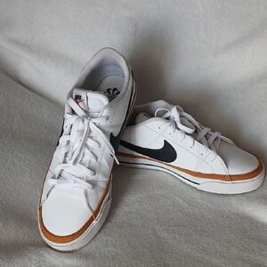 Nike Men's White, Black, and Brown Sneakers